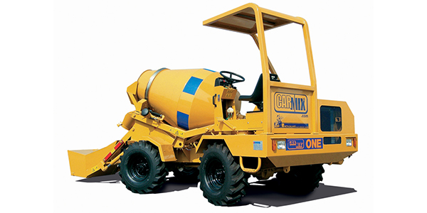 self-loading-concrete-mixers-vs-traditional-mixers-which-is-more-cost-effective