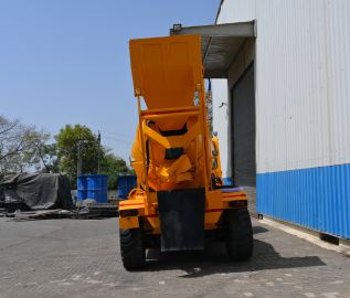 self loading transit mixer