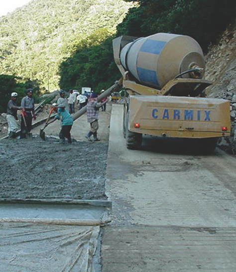 self loading concrete mixer for hilly road work